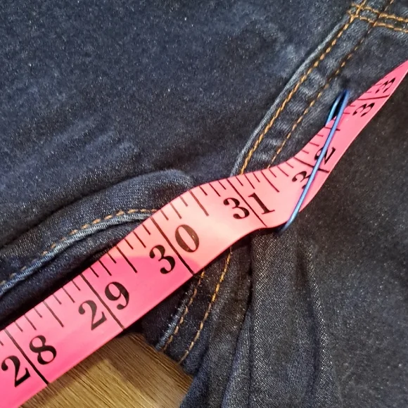 Levi's Slimming Skinny Blue Jeans - Picture 5 of 6